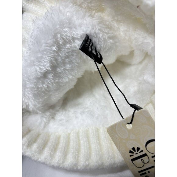 Women's Cozy Winter Hat with Double Pom Poms, Cream White, Soft Cozy Lining -New - Picture 8 of 10